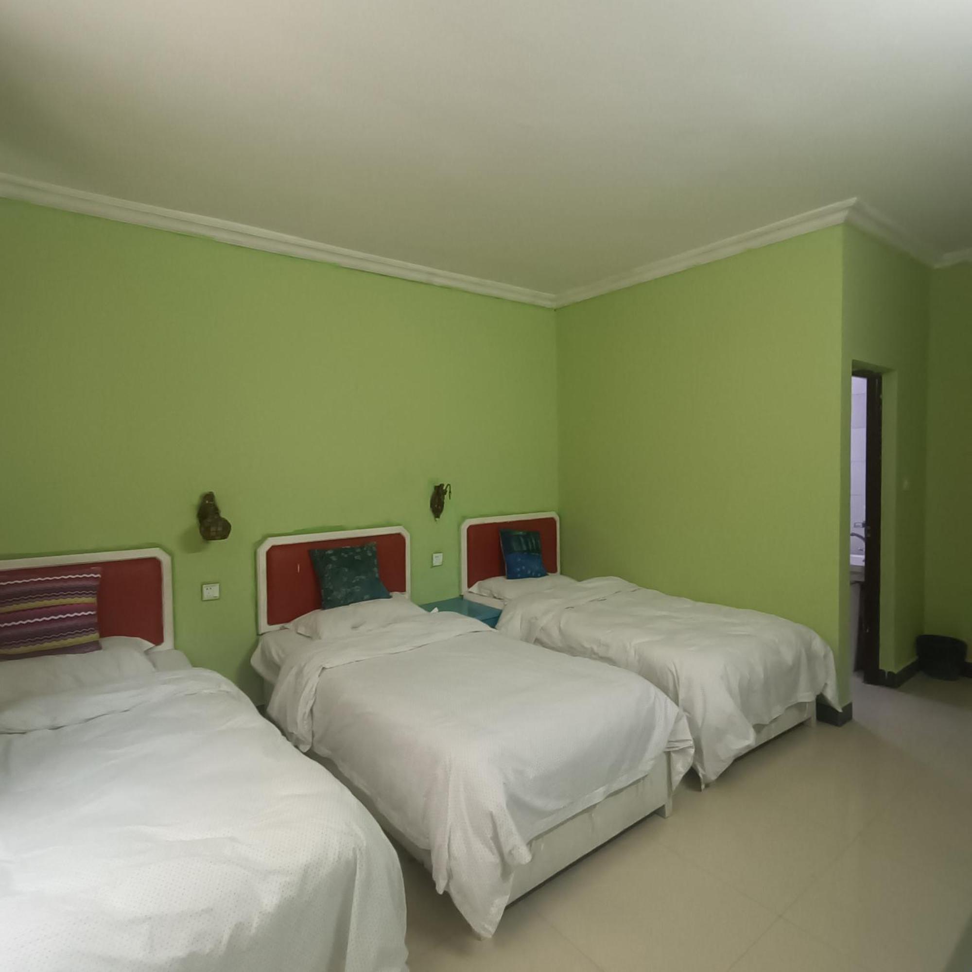 Yangshuo How Flowers Hostel Exterior photo