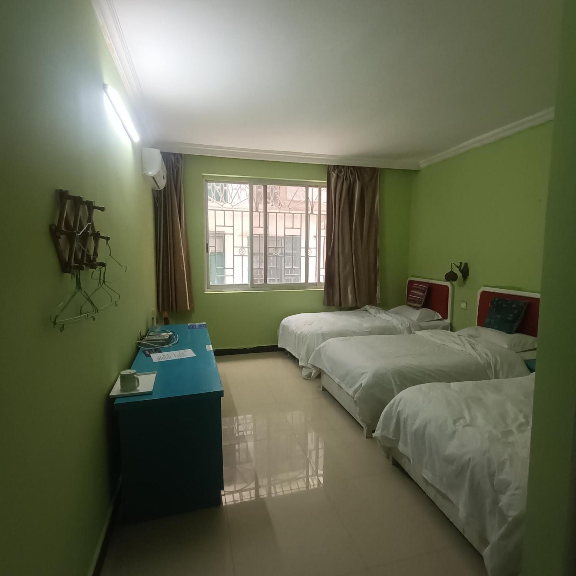 Yangshuo How Flowers Hostel Exterior photo