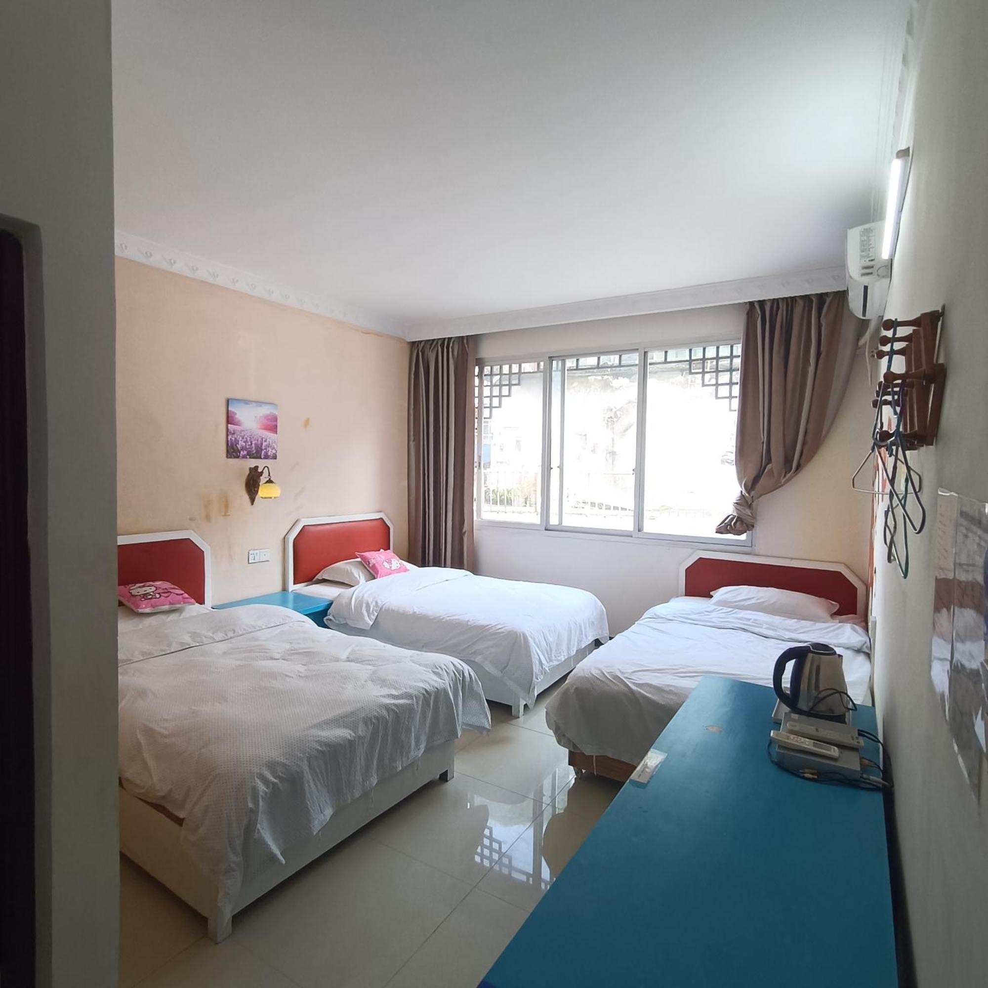 Yangshuo How Flowers Hostel Exterior photo
