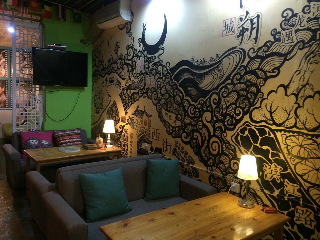Yangshuo How Flowers Hostel Exterior photo