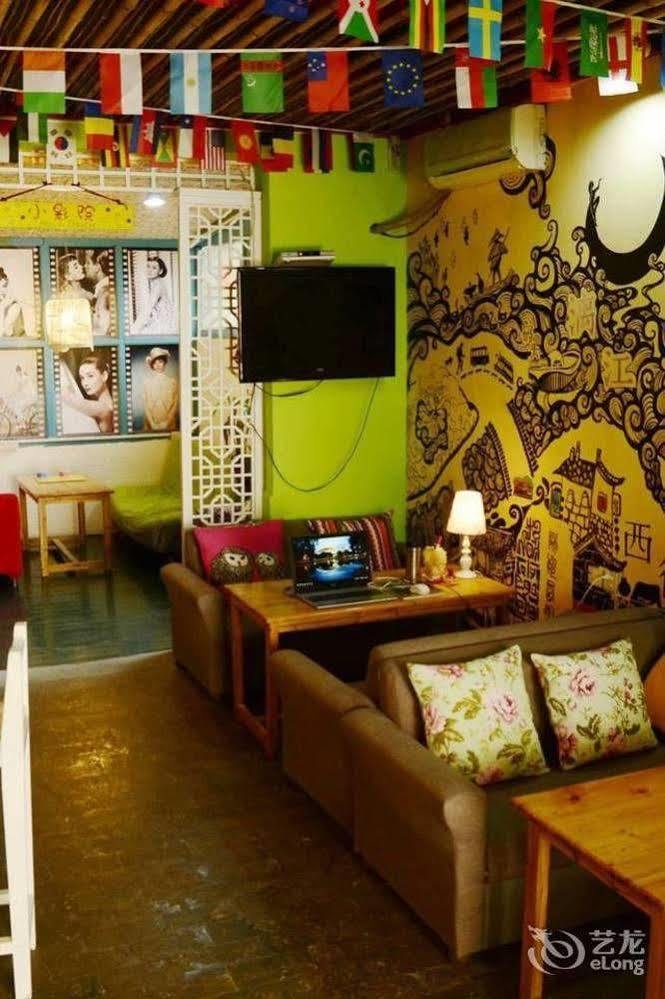 Yangshuo How Flowers Hostel Exterior photo